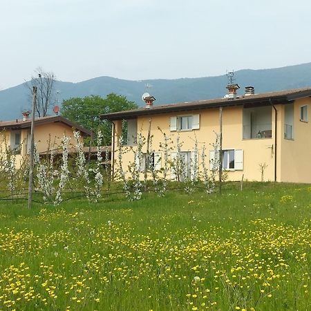 Cascina Legnago Bilocale A 6 Chilometri Da Salo' Διαμέρισμα Villanuova sul clisi Εξωτερικό φωτογραφία
