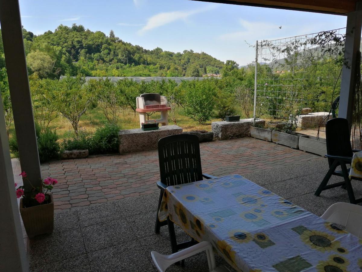 Cascina Legnago Bilocale A 6 Chilometri Da Salo' Διαμέρισμα Villanuova sul clisi Εξωτερικό φωτογραφία