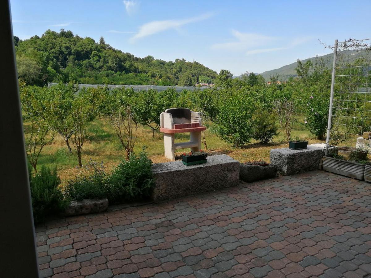 Cascina Legnago Bilocale A 6 Chilometri Da Salo' Διαμέρισμα Villanuova sul clisi Εξωτερικό φωτογραφία