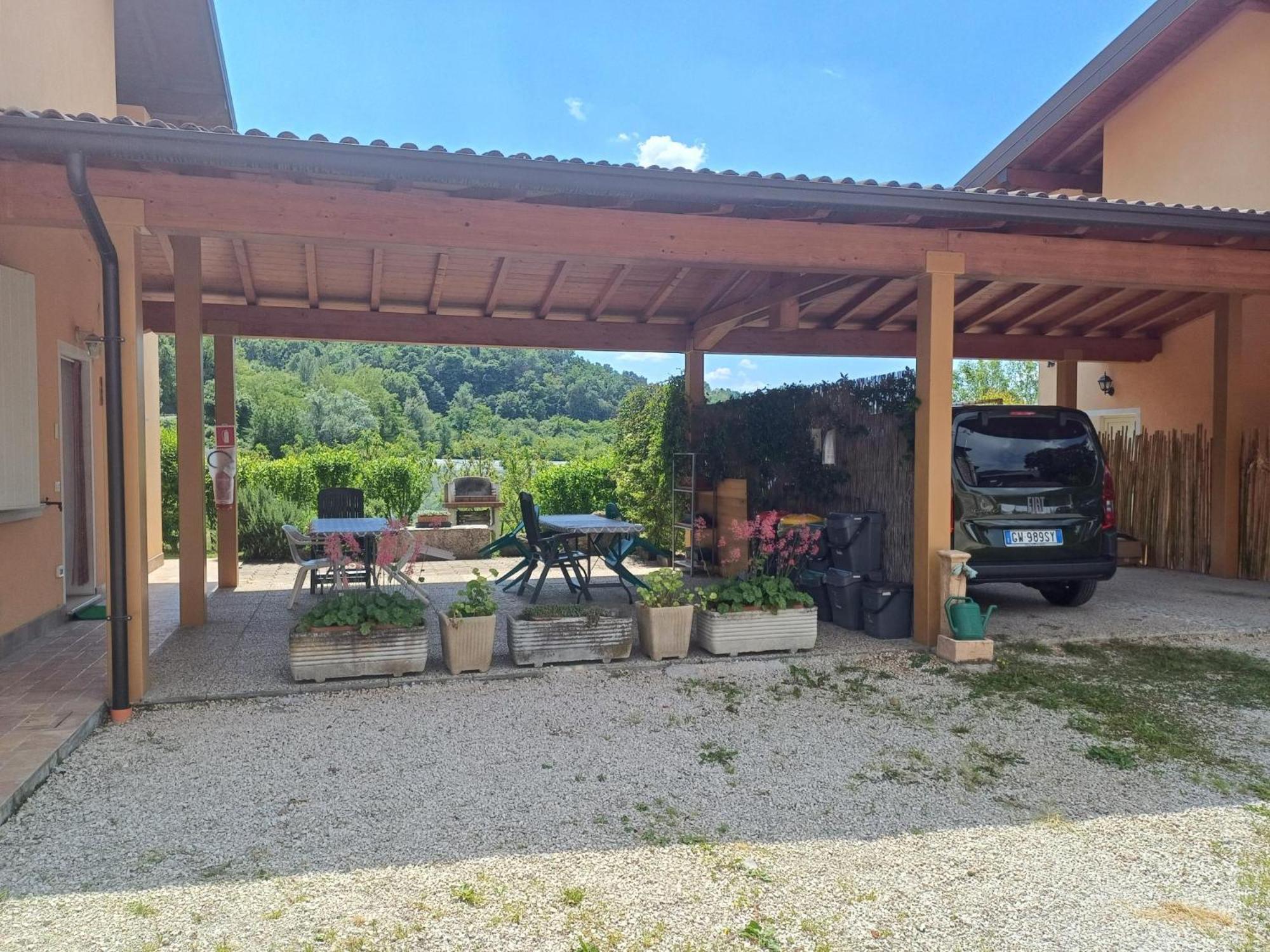 Cascina Legnago Bilocale A 6 Chilometri Da Salo' Διαμέρισμα Villanuova sul clisi Εξωτερικό φωτογραφία
